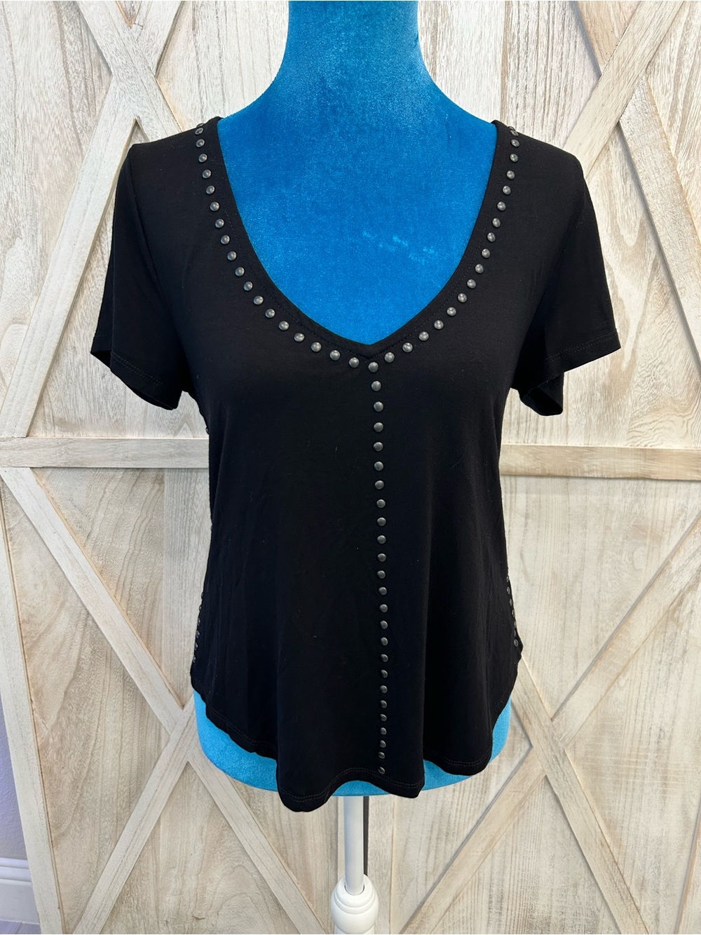 Idyllwind Black Short-Sleeve V-Neck Top with Stud Trim